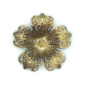 엔틱 골드 입체 꽃무늬 문양 중형 금속 장식